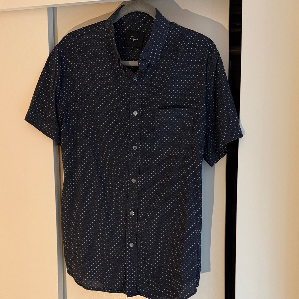Rails Men's Dark Blue Short Sleeve Button-Down Shirt